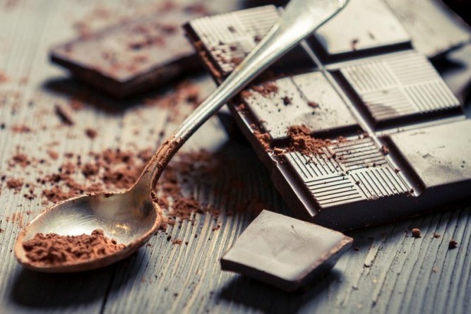 مصرف شکلات تلخ را فراموش نکنید